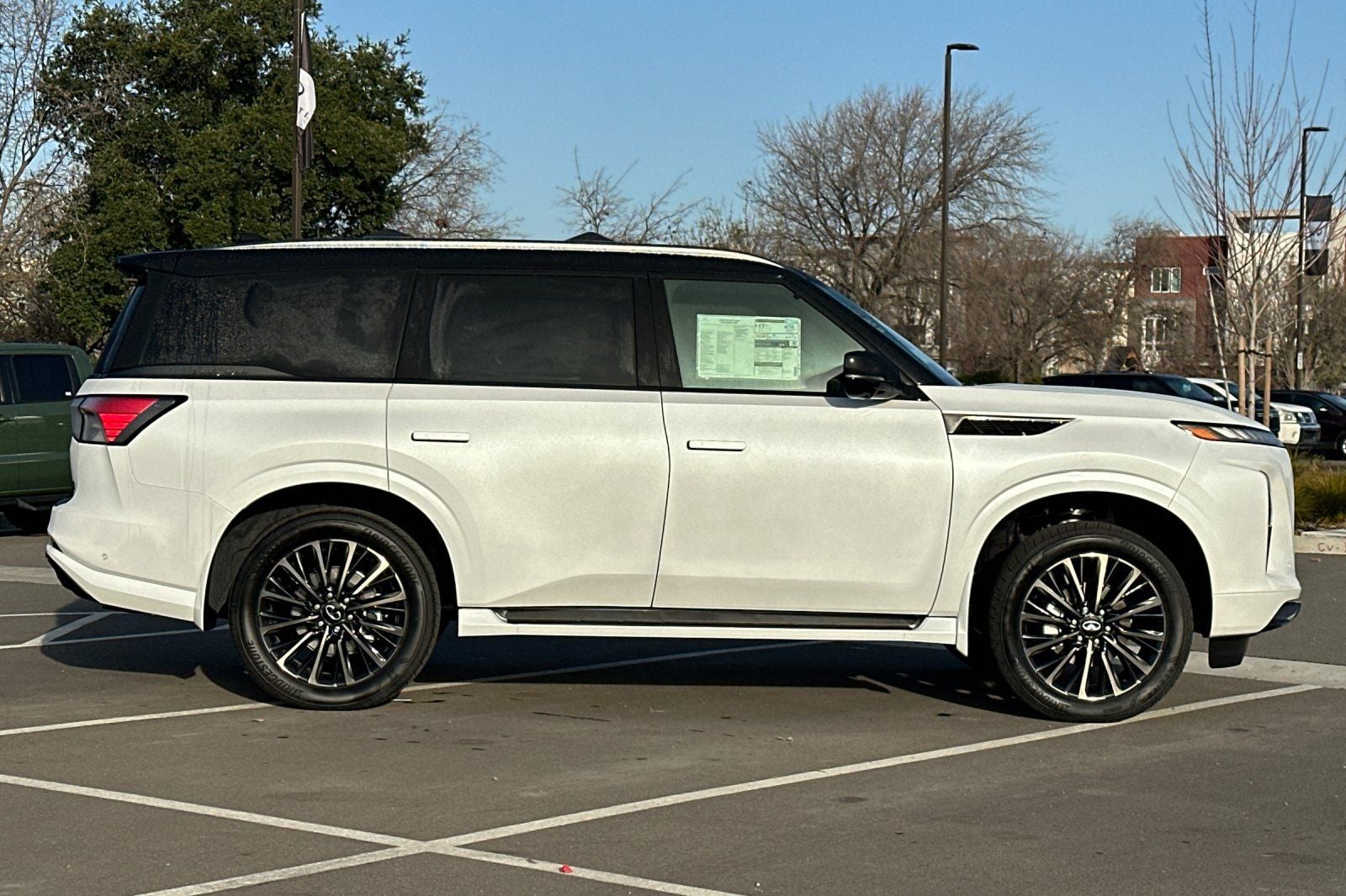 2026 INFINITI QX80 Autograph 4WD
