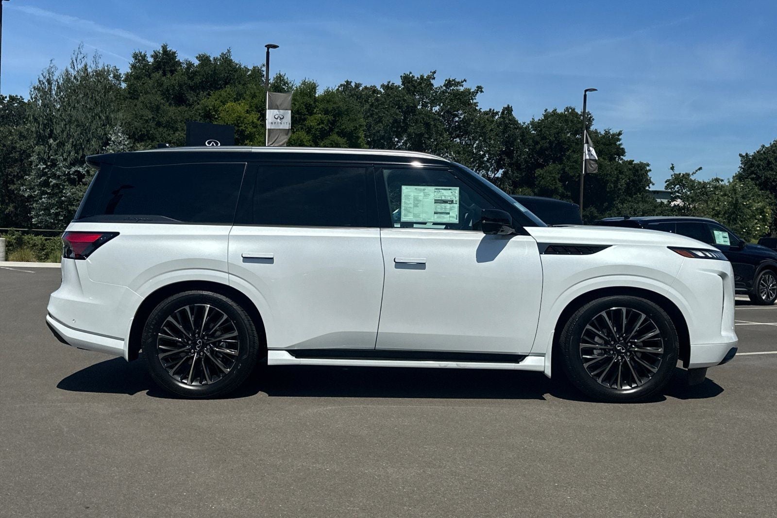 2026 INFINITI QX80 Autograph 4WD
