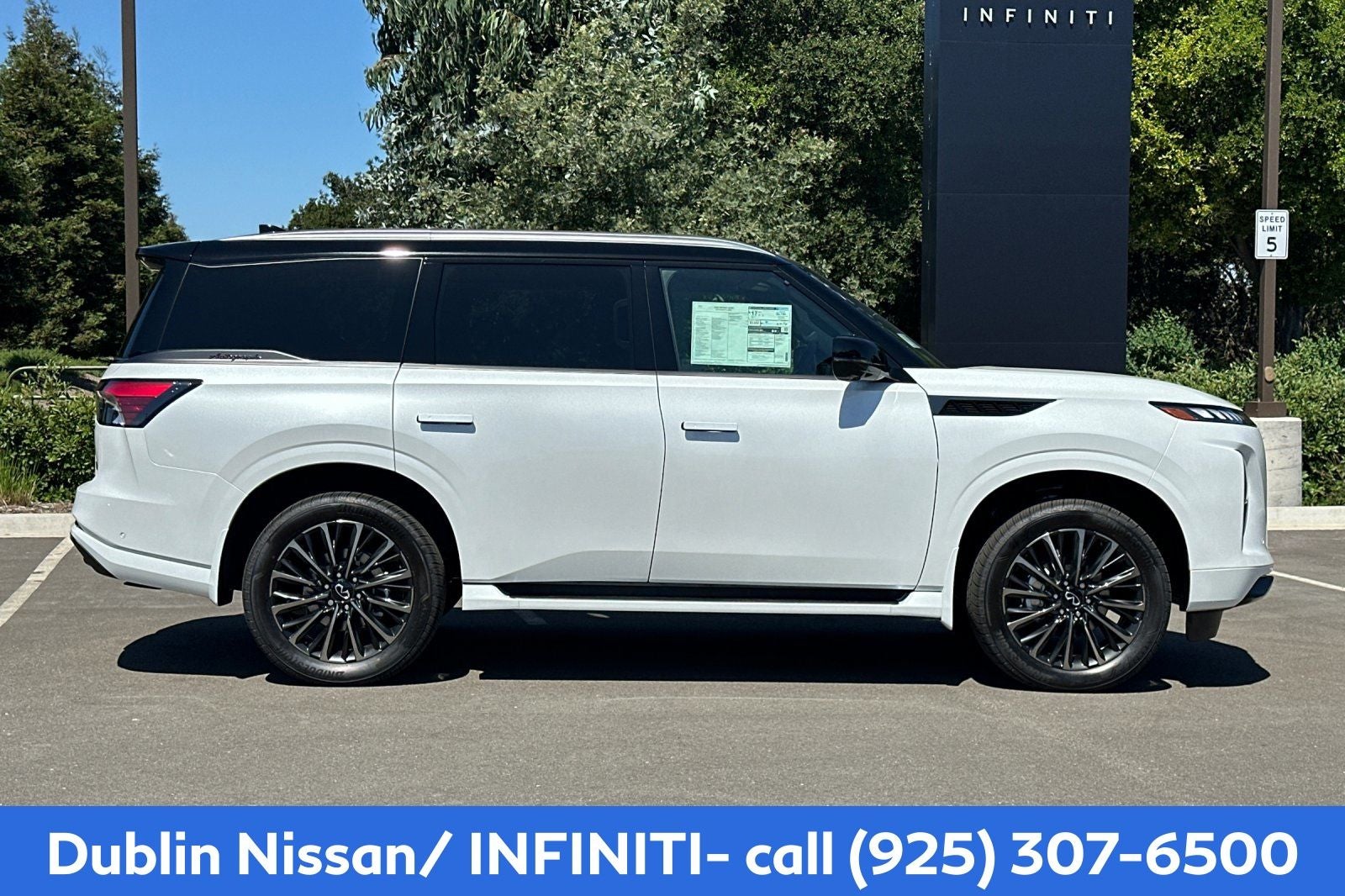 2026 INFINITI QX80 Autograph 4WD