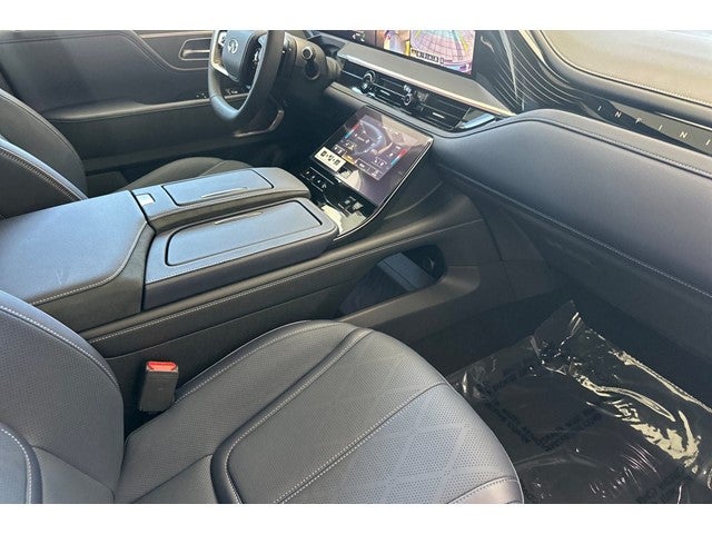 2027 INFINITI QX80 Sport 4WD