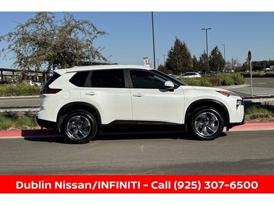 2024 Nissan Rogue SV