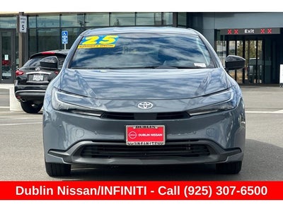 2025 Toyota Prius LE