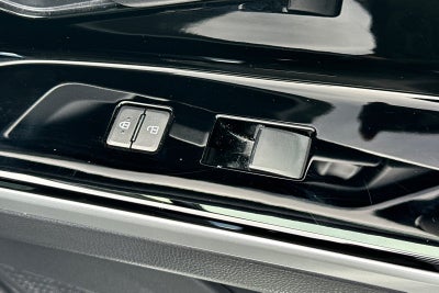 2025 Subaru Solterra Premium