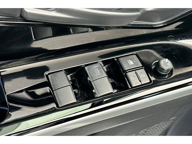 2025 Subaru Solterra Premium