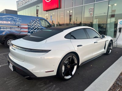 2023 Porsche Taycan Turbo