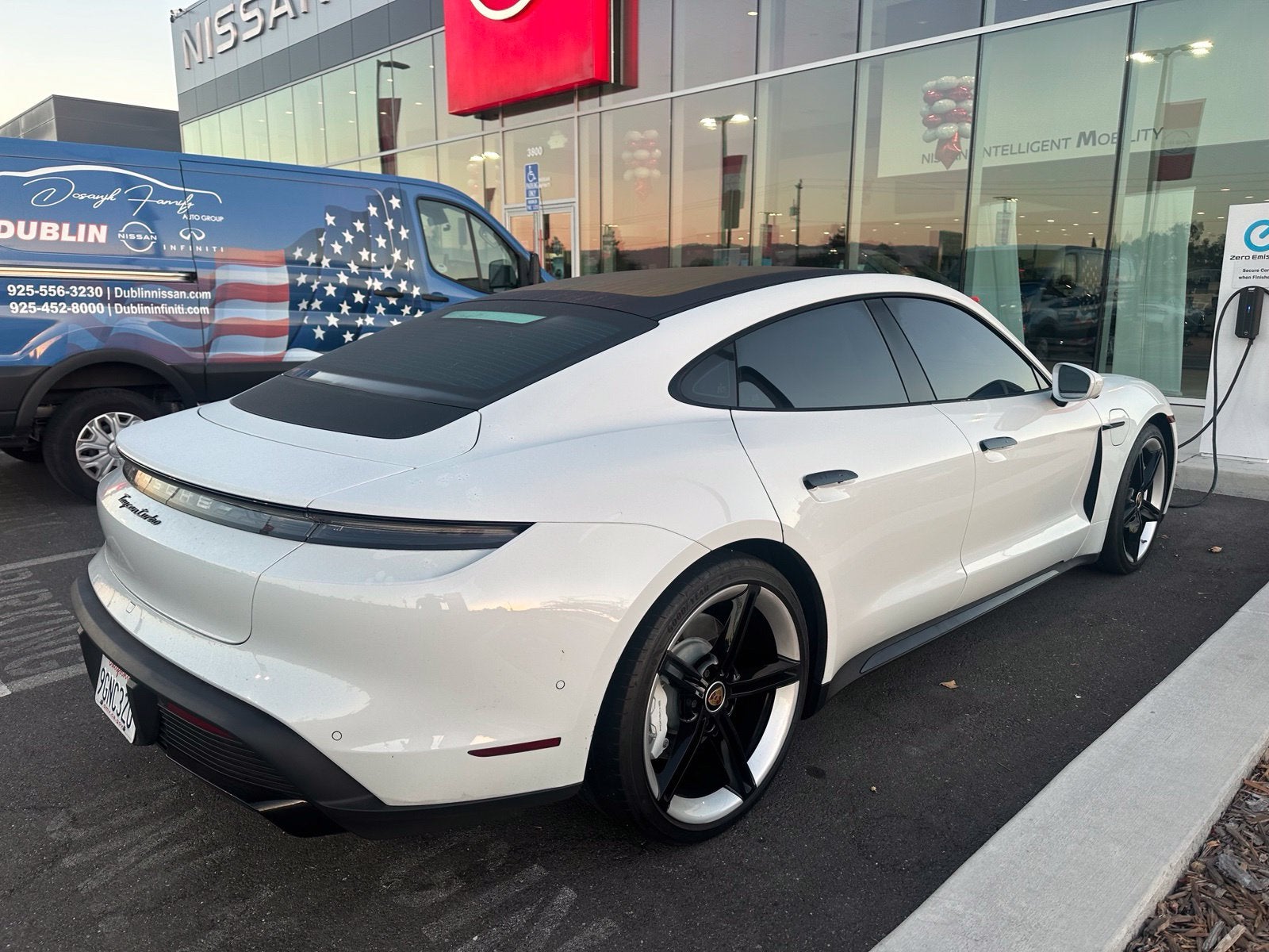 2023 Porsche Taycan Turbo