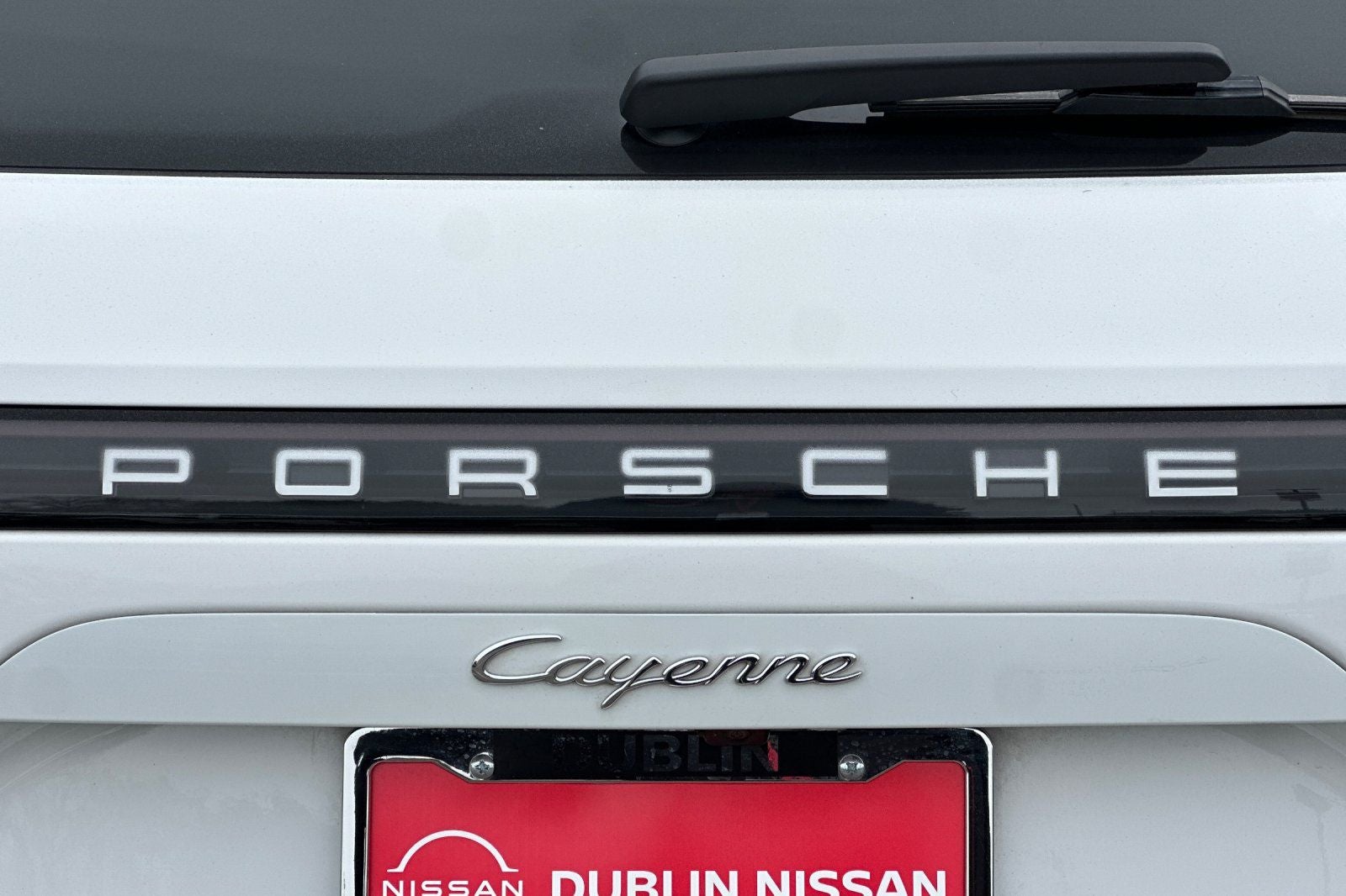 2023 Porsche Cayenne Platinum Edition