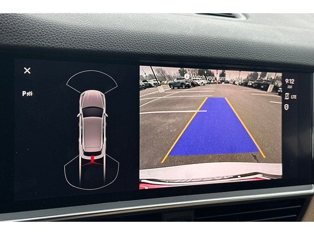 2023 Porsche Cayenne Platinum Edition