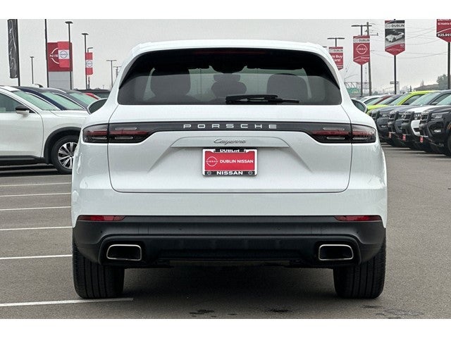 2023 Porsche Cayenne Platinum Edition