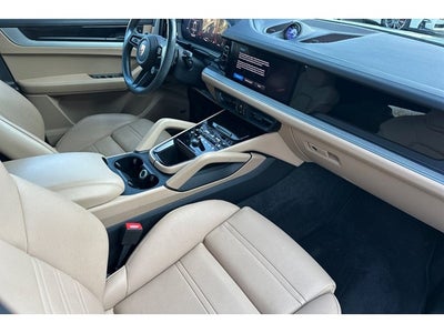 2024 Porsche Cayenne Coupe Base