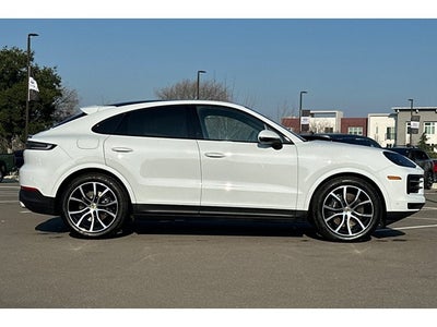 2024 Porsche Cayenne Coupe Base