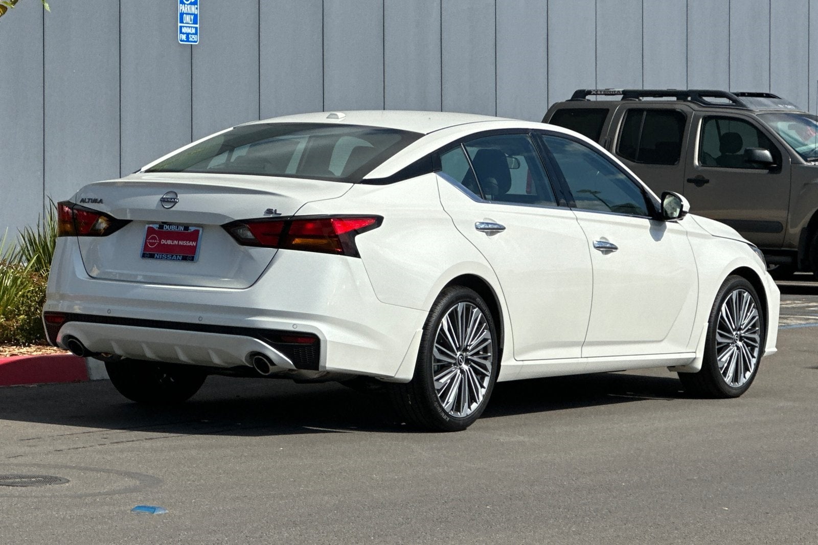 2025 Nissan Altima 2.5 SL