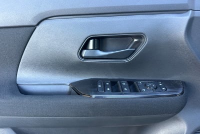 2027 Nissan Kicks S