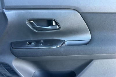 2027 Nissan Kicks S