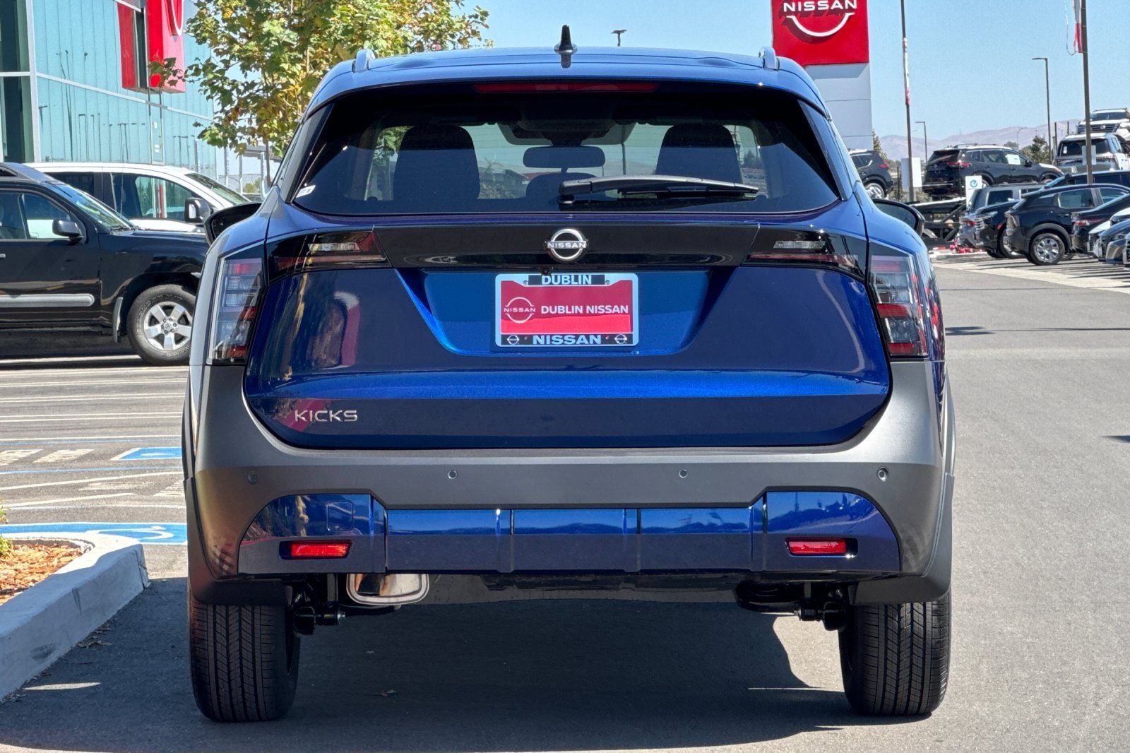 2026 Nissan Kicks SV