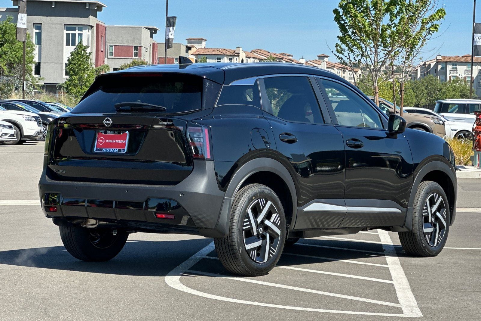 2026 Nissan Kicks SV
