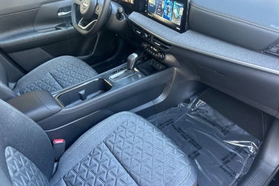2027 Nissan Kicks SV