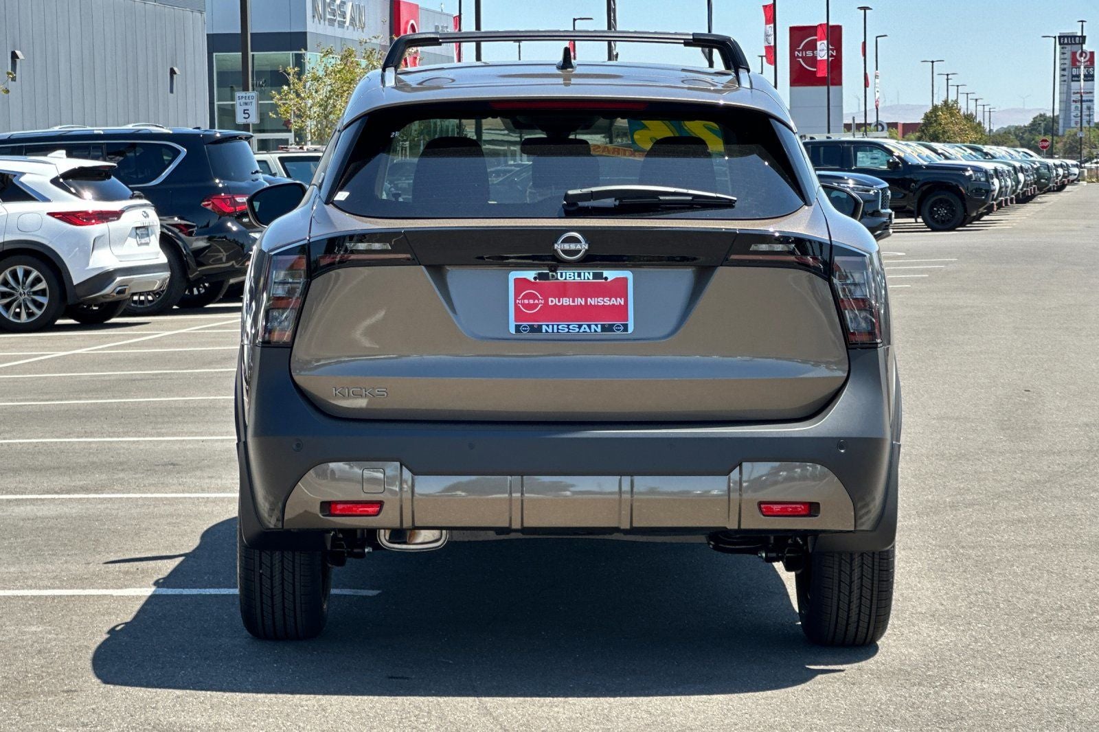 2026 Nissan Kicks SV