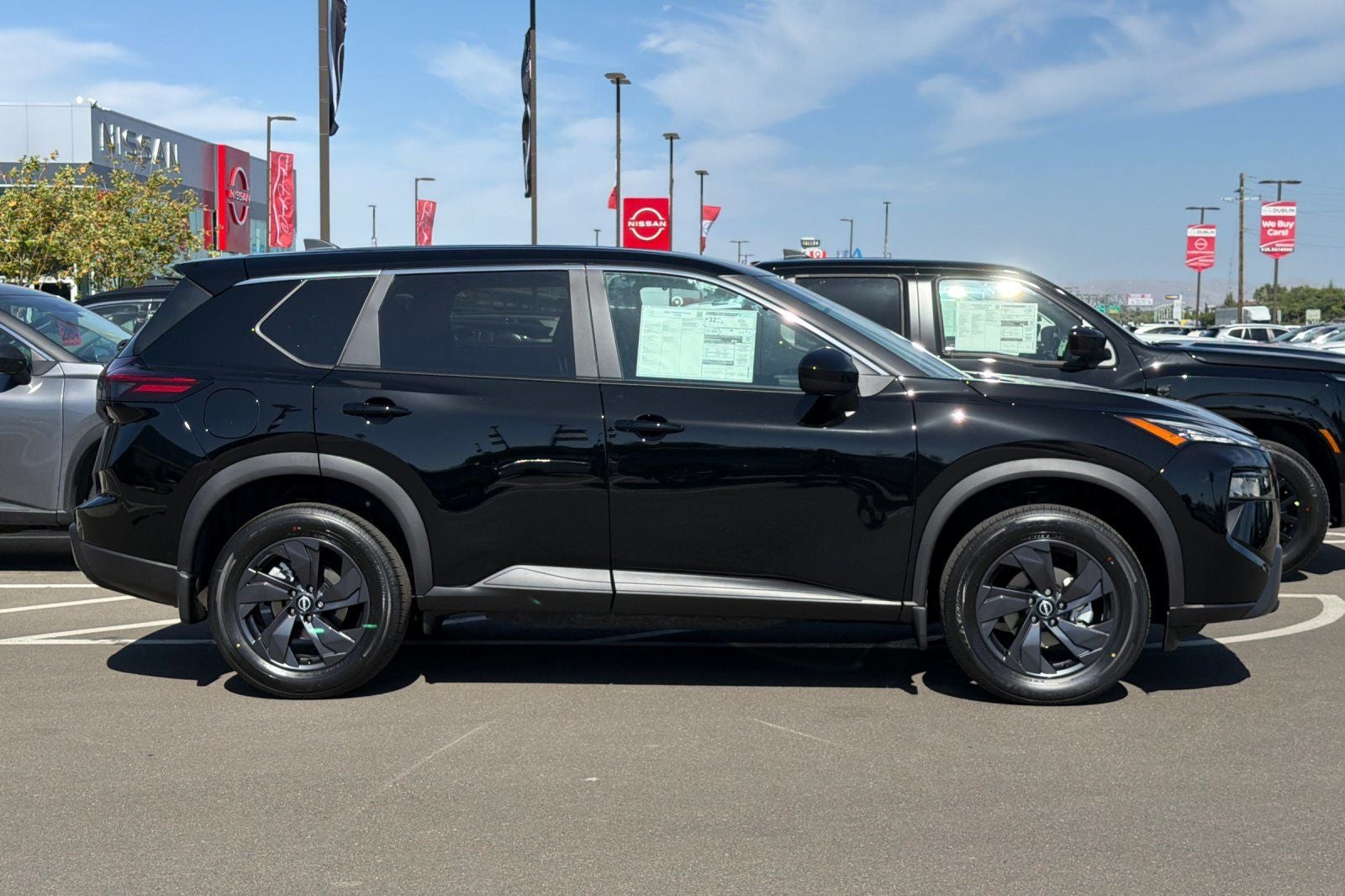 2026 Nissan Rogue SV