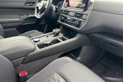 2025 Nissan Pathfinder S