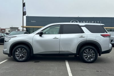 2025 Nissan Pathfinder S