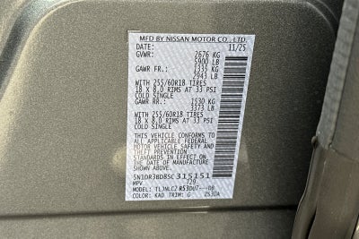 2025 Nissan Pathfinder SV