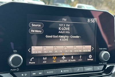 2025 Nissan Pathfinder SV