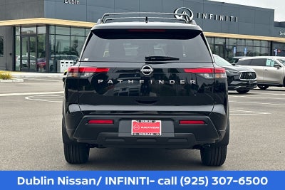 2026 Nissan Pathfinder SV