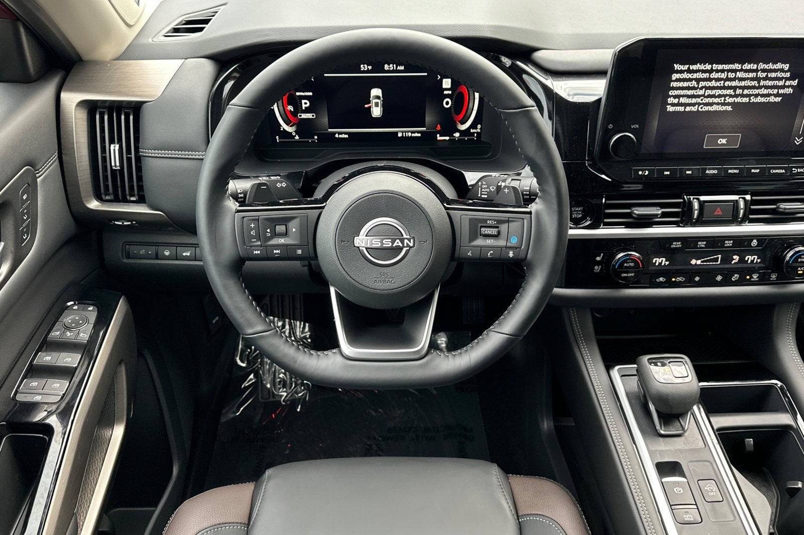 2025 Nissan Pathfinder Platinum