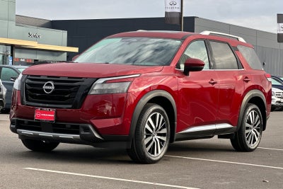 2025 Nissan Pathfinder Platinum