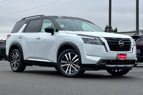 2025 Nissan Pathfinder Platinum