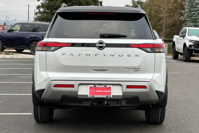 2025 Nissan Pathfinder Platinum