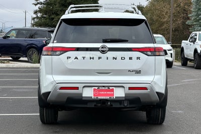 2025 Nissan Pathfinder Platinum