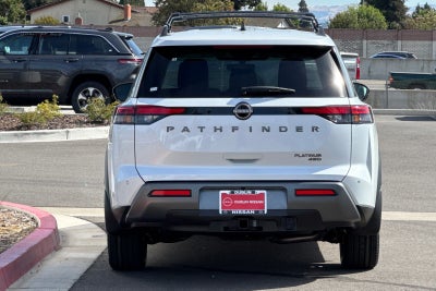 2026 Nissan Pathfinder Platinum