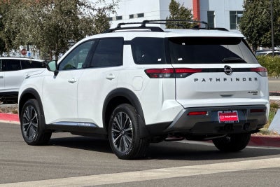 2026 Nissan Pathfinder Platinum