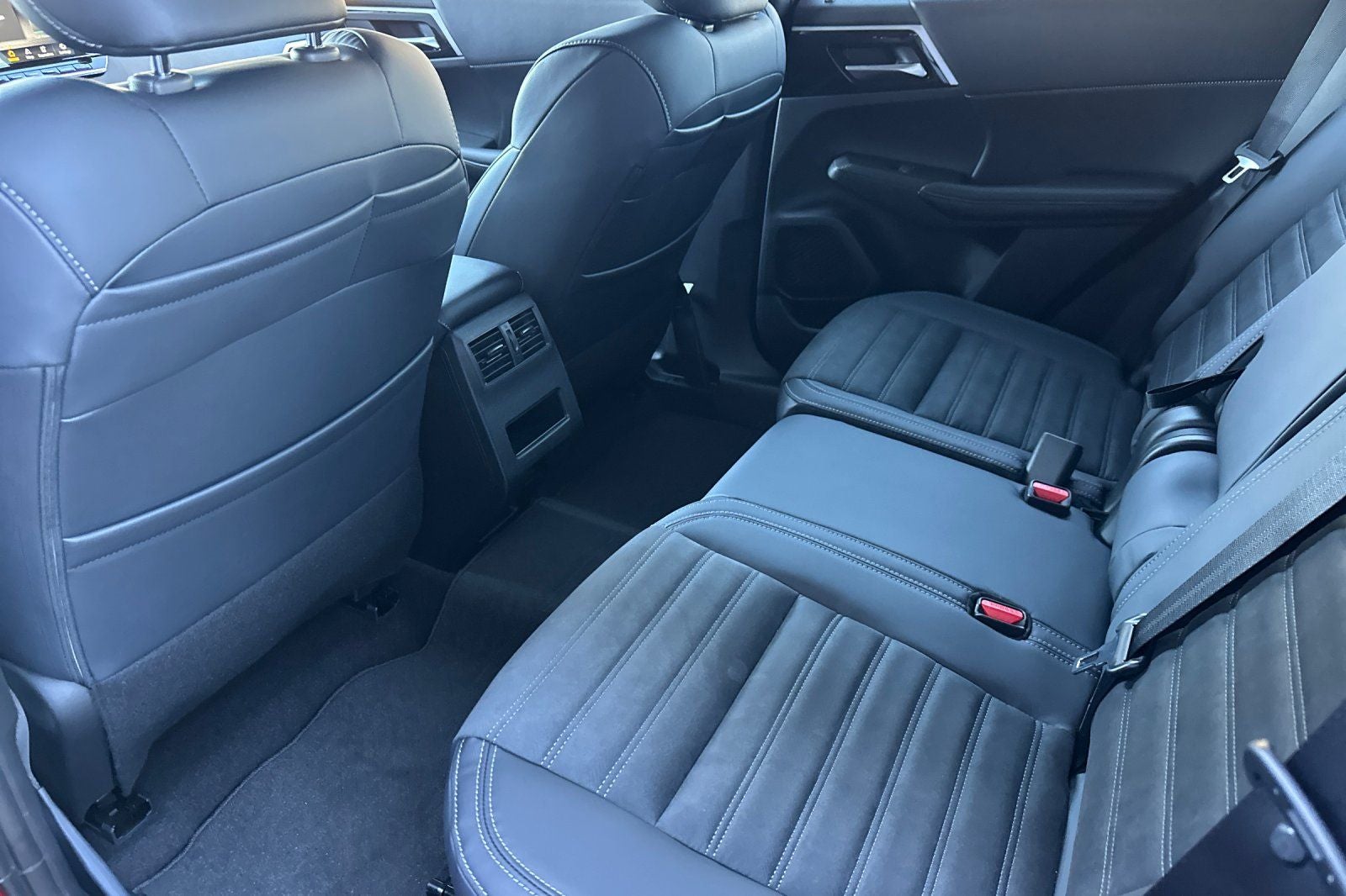 2026 Nissan Rogue SL