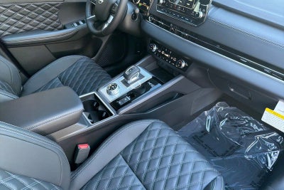 2026 Nissan Rogue Plug-In Hybrid Platinum