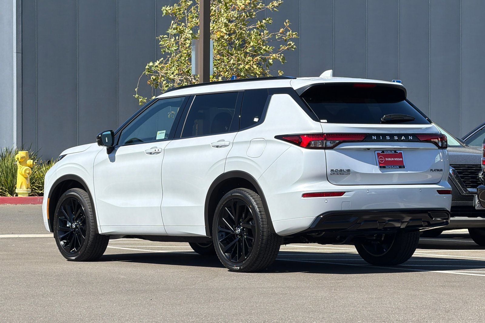 2026 Nissan Rogue Plug-In Hybrid Platinum