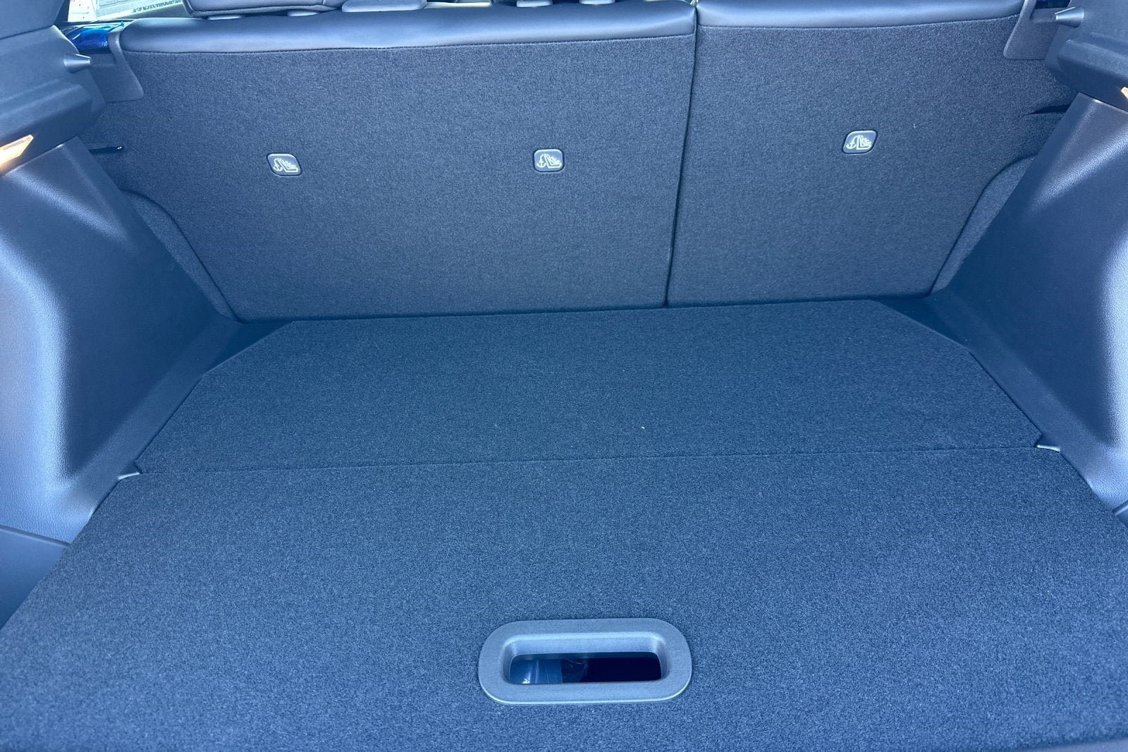 2026 Nissan Leaf PLATINUM+