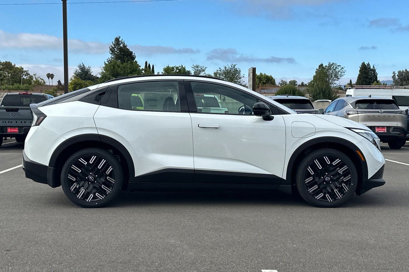 2026 Nissan Leaf PLATINUM+