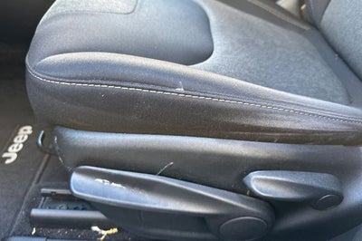 2017 Jeep Cherokee Sport