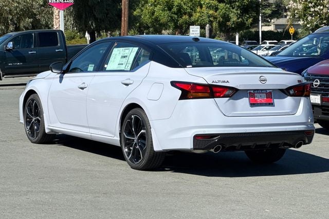 2026 Nissan Altima SR