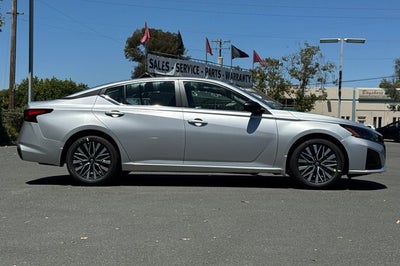 2026 Nissan Altima SV