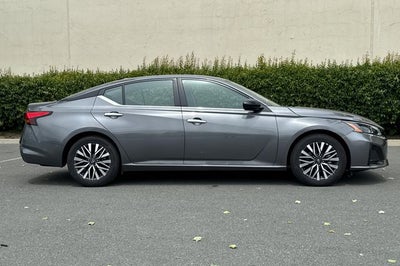 2025 Nissan Altima 2.5 SV SV FWD