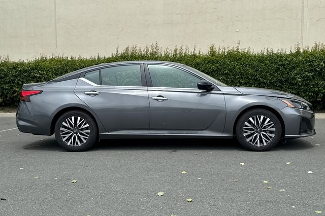 2025 Nissan Altima 2.5 SV SV FWD