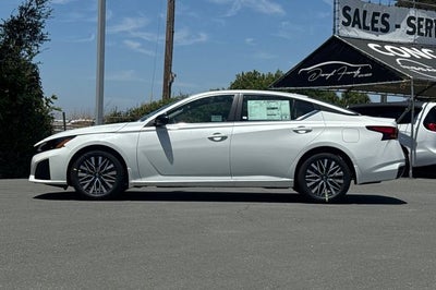 2026 Nissan Altima SV