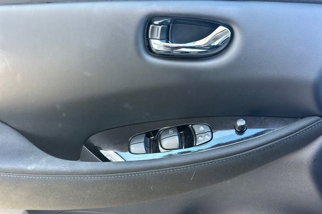 2024 Nissan Leaf SV Plus