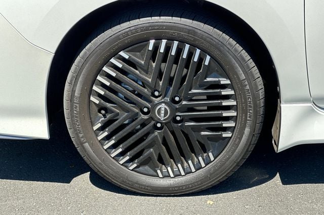 2024 Nissan Leaf SV Plus