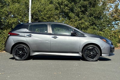 2023 Nissan Leaf SV Plus