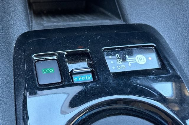 2024 Nissan Leaf SV Plus